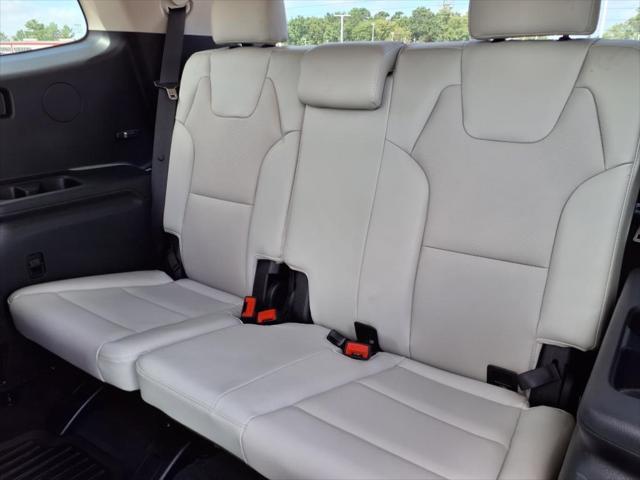 used 2023 Kia Telluride car, priced at $31,998