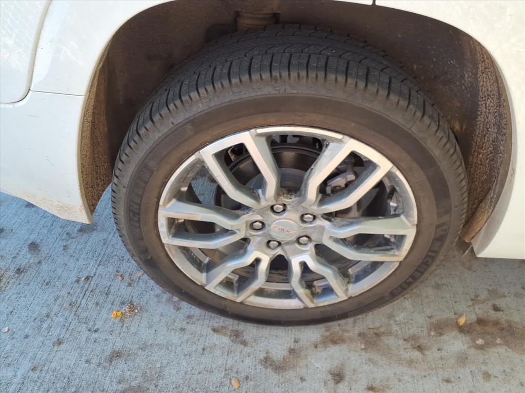 used 2023 GMC Terrain car, priced at $29,998