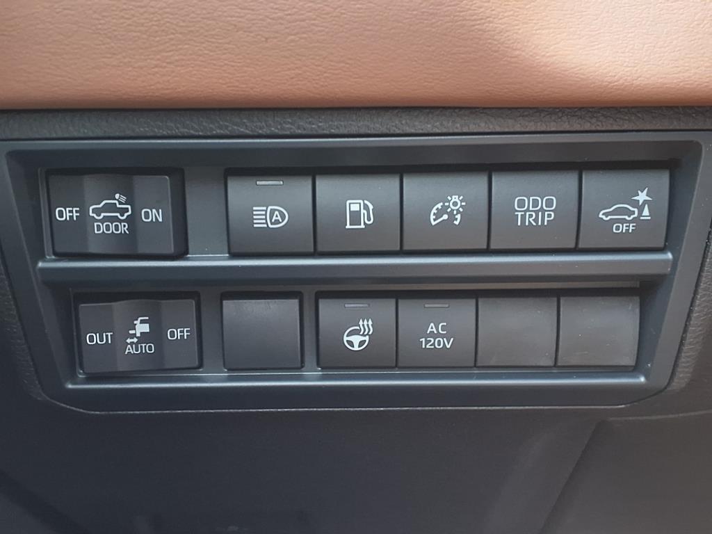 new 2025 Toyota Tundra Hybrid car, priced at $73,978