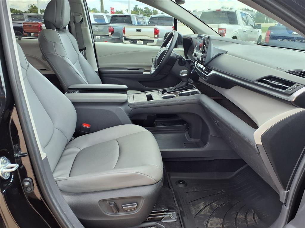 used 2024 Toyota Sienna car, priced at $42,498