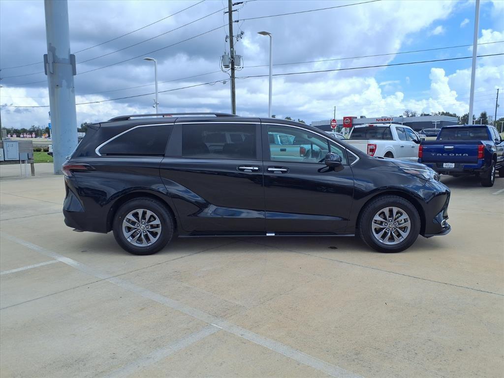 used 2024 Toyota Sienna car, priced at $40,748