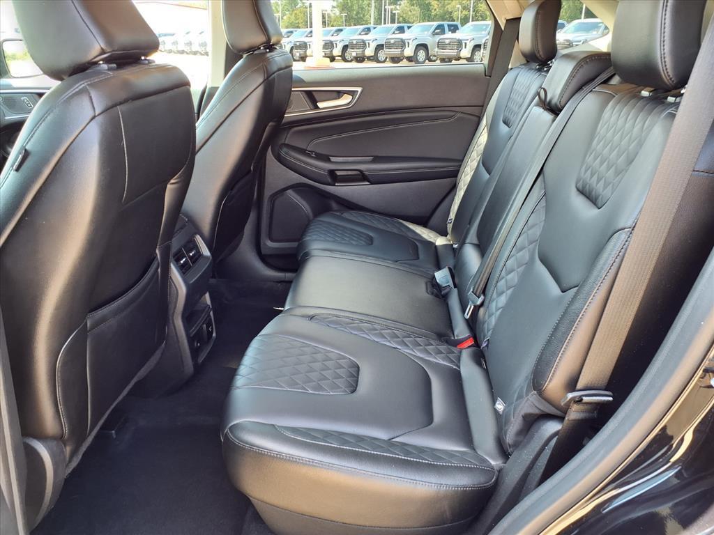 used 2024 Ford Edge car, priced at $26,248