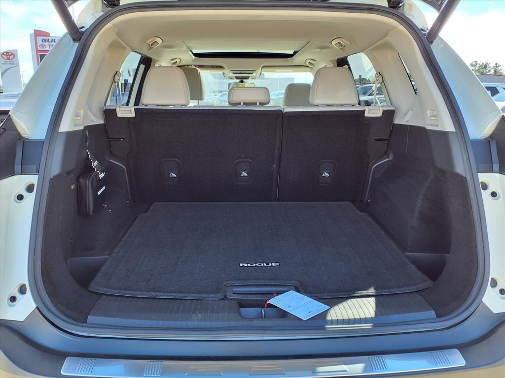 used 2021 Nissan Rogue car, priced at $20,998