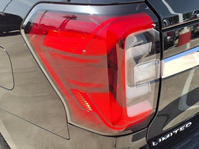 used 2023 Ford Expedition car, priced at $39,998