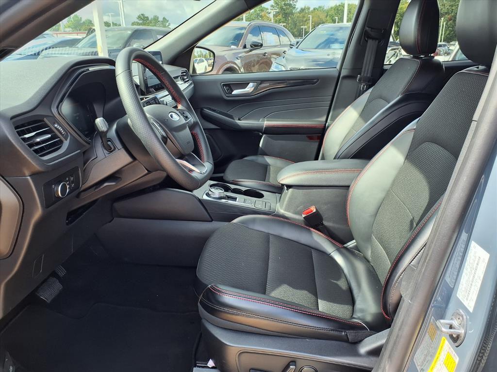 used 2025 Ford Escape car, priced at $24,748