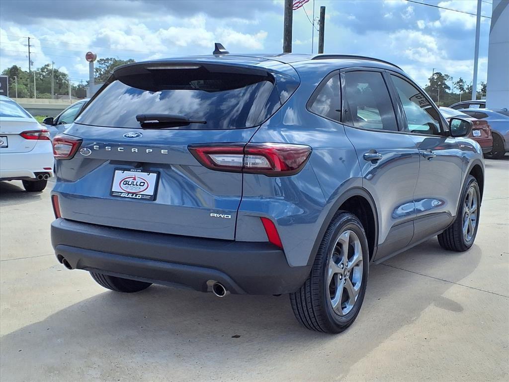 used 2025 Ford Escape car, priced at $24,748
