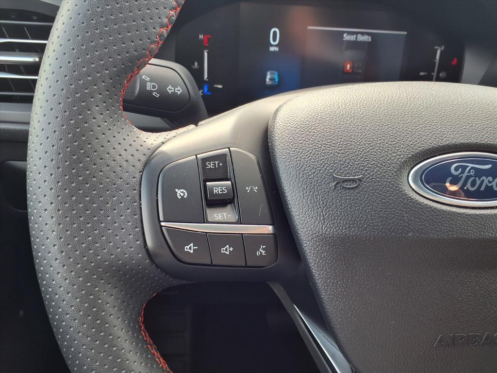 used 2025 Ford Escape car, priced at $24,748