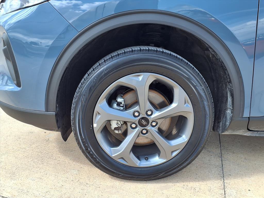 used 2025 Ford Escape car, priced at $24,748