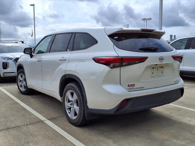 used 2021 Toyota Highlander car, priced at $27,498