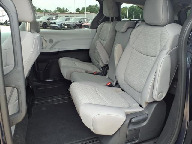used 2025 Toyota Sienna car, priced at $44,998