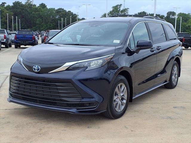 used 2025 Toyota Sienna car, priced at $44,998