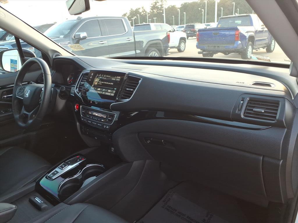 used 2022 Honda Pilot car, priced at $31,498