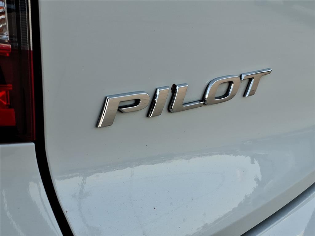 used 2022 Honda Pilot car, priced at $31,498