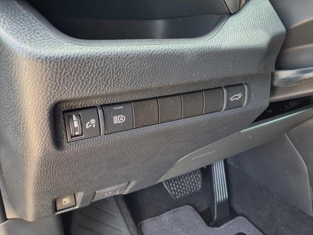 used 2023 Toyota RAV4 Hybrid car, priced at $31,998