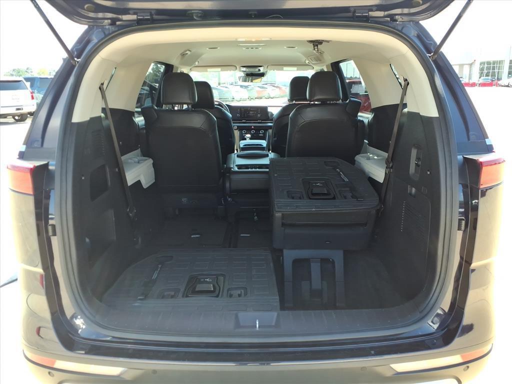 used 2024 Kia Carnival car, priced at $31,248