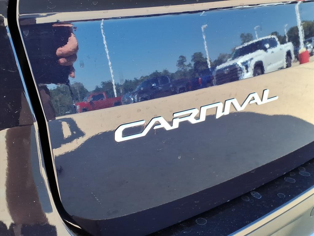 used 2024 Kia Carnival car, priced at $31,248