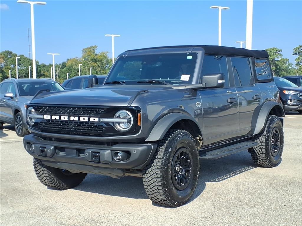 used 2023 Ford Bronco car, priced at $42,998