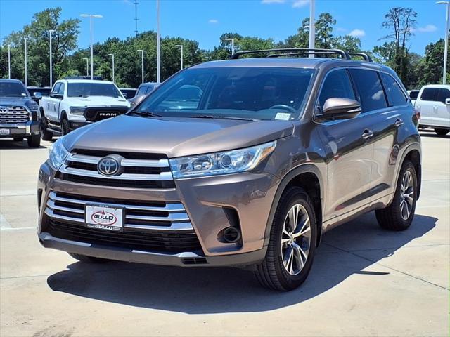 used 2018 Toyota Highlander car, priced at $21,498