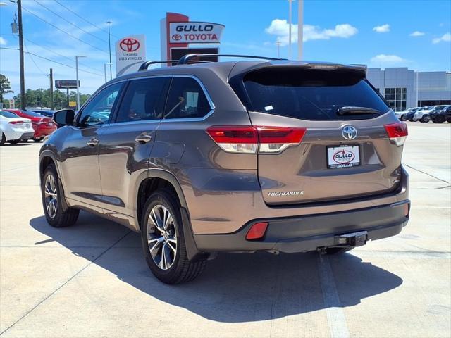 used 2018 Toyota Highlander car, priced at $21,498