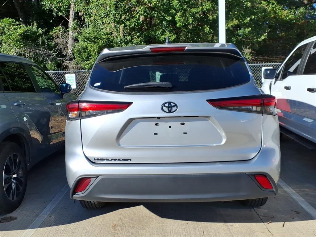 used 2023 Toyota Highlander car, priced at $32,498
