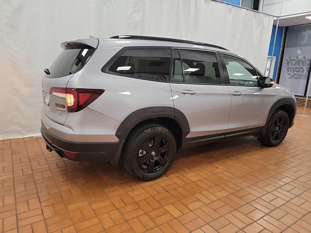 used 2022 Honda Pilot car, priced at $37,276