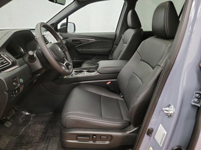 new 2025 Honda Passport car, priced at $46,105