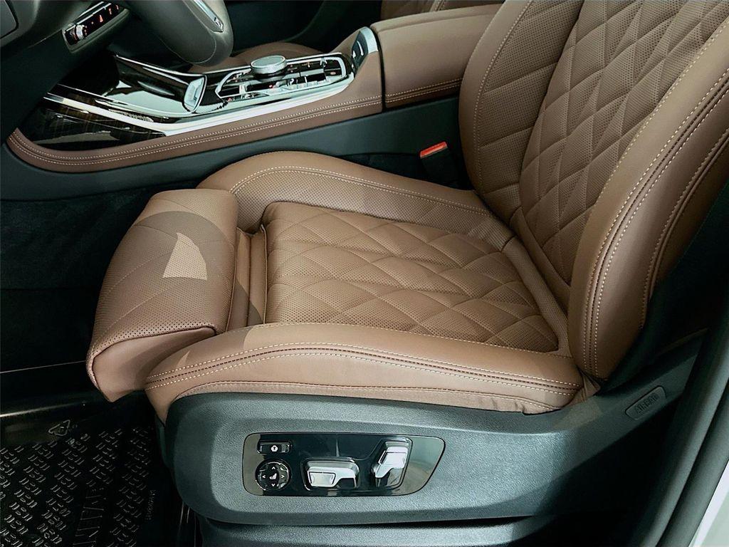 new 2026 BMW X7 car