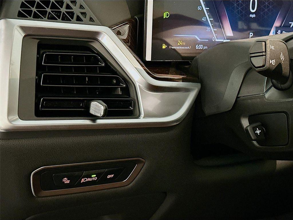 new 2026 BMW X7 car