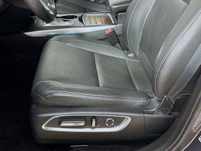 used 2020 Acura MDX car, priced at $27,500