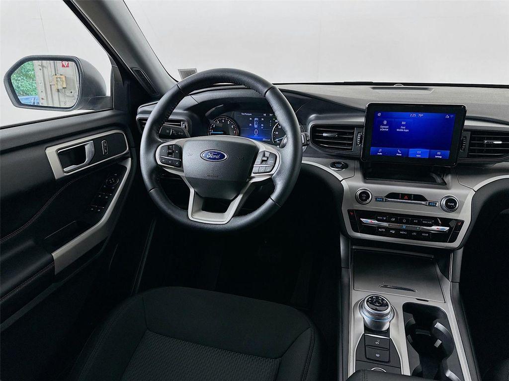 used 2022 Ford Explorer car, priced at $29,000
