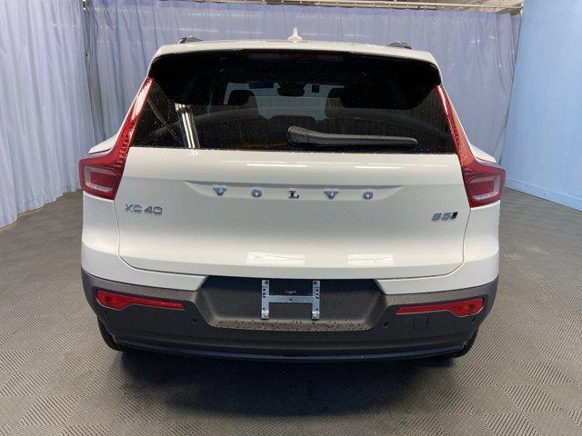 new 2025 Volvo XC40 car, priced at $49,810