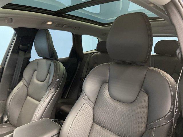 used 2023 Volvo XC60 car, priced at $45,981