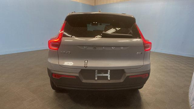 new 2025 Volvo XC40 car, priced at $45,145