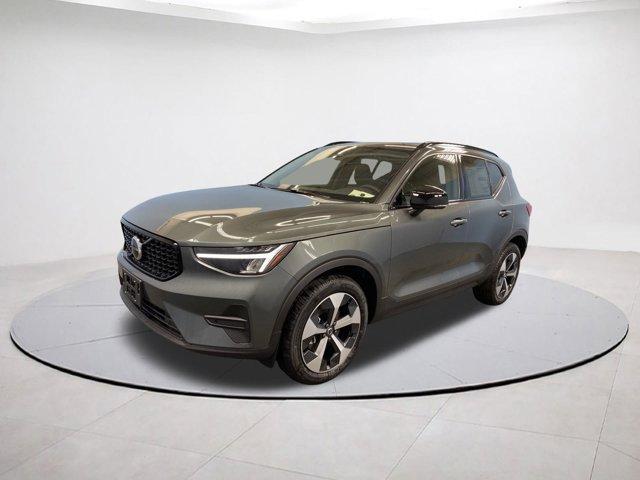 new 2026 Volvo XC40 car