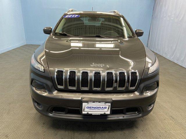 used 2017 Jeep Cherokee car