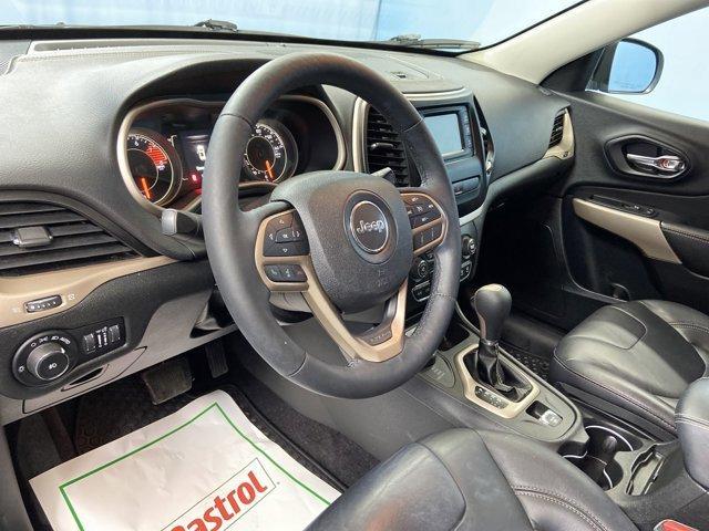 used 2017 Jeep Cherokee car