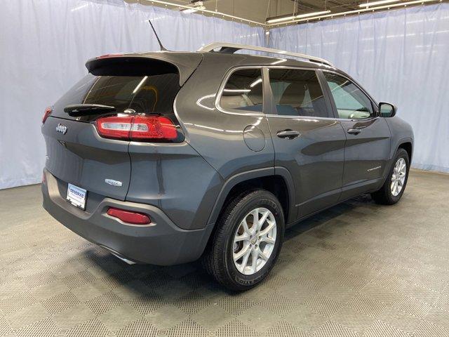 used 2017 Jeep Cherokee car