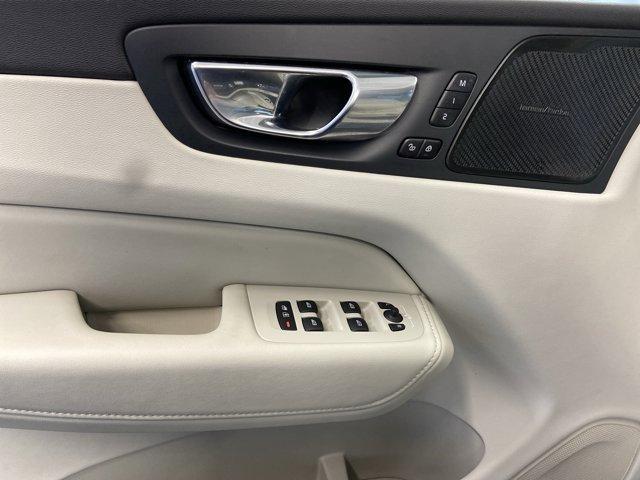 used 2023 Volvo XC60 Recharge Plug-In Hybrid car, priced at $39,900