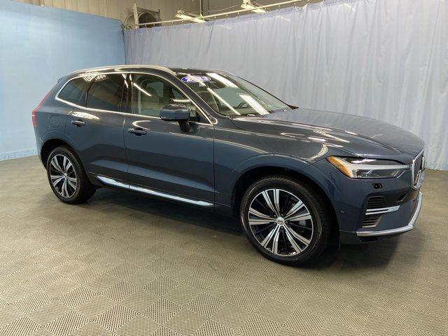 used 2023 Volvo XC60 Recharge Plug-In Hybrid car, priced at $39,900