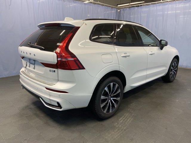 new 2025 Volvo XC60 car, priced at $51,860