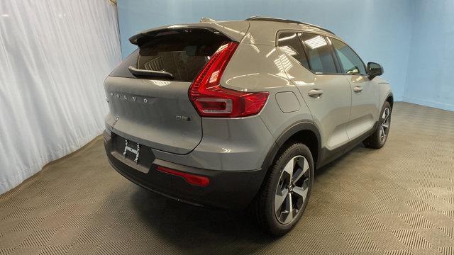 new 2024 Volvo XC40 car, priced at $37,975