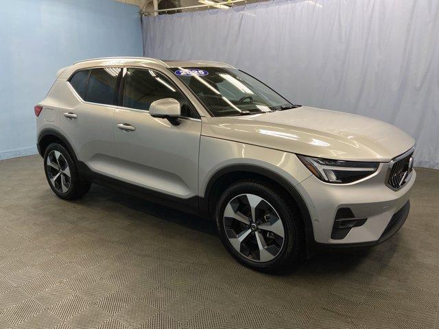 used 2025 Volvo XC40 car, priced at $34,222