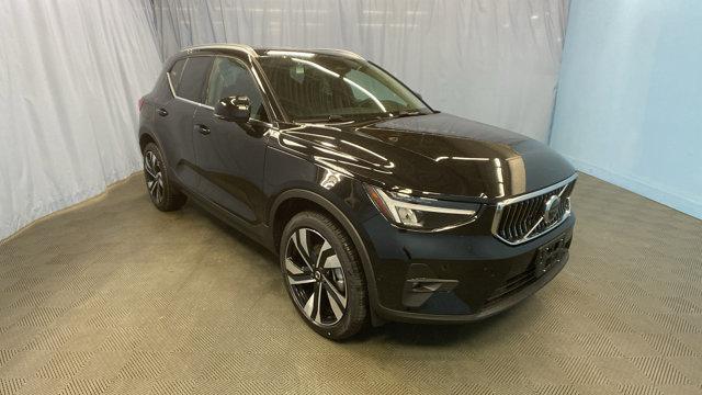 new 2024 Volvo XC40 car, priced at $45,955