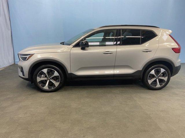 used 2024 Volvo XC40 car, priced at $36,824