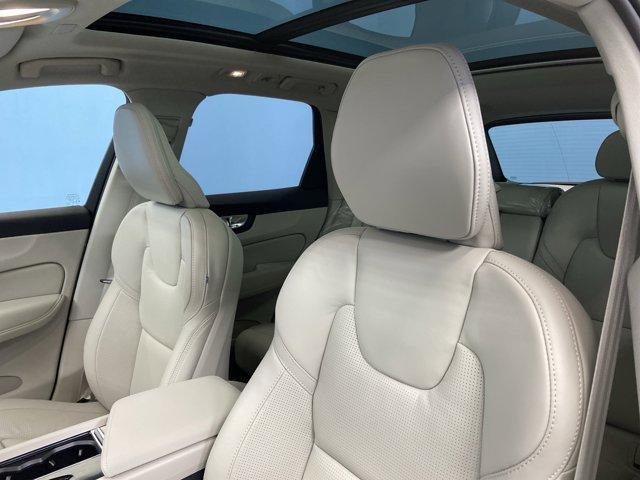 new 2026 Volvo XC60 Plug-In Hybrid car, priced at $74,435