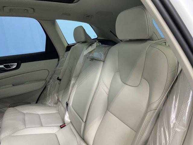 new 2026 Volvo XC60 Plug-In Hybrid car, priced at $74,435