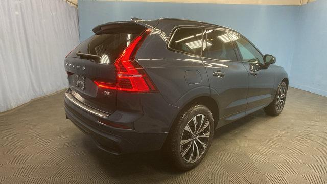 new 2025 Volvo XC60 car, priced at $48,075