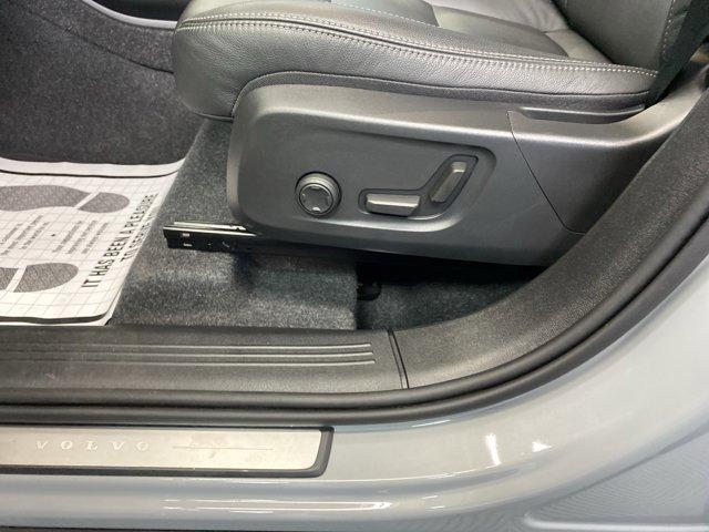 used 2025 Volvo XC40 car, priced at $34,875