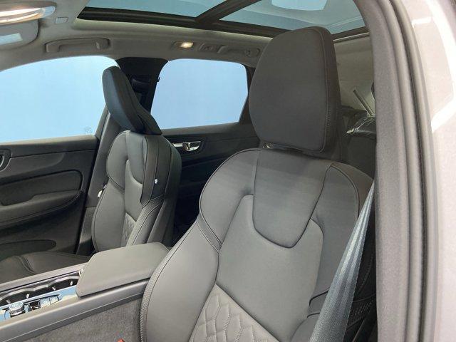 new 2026 Volvo XC60 car