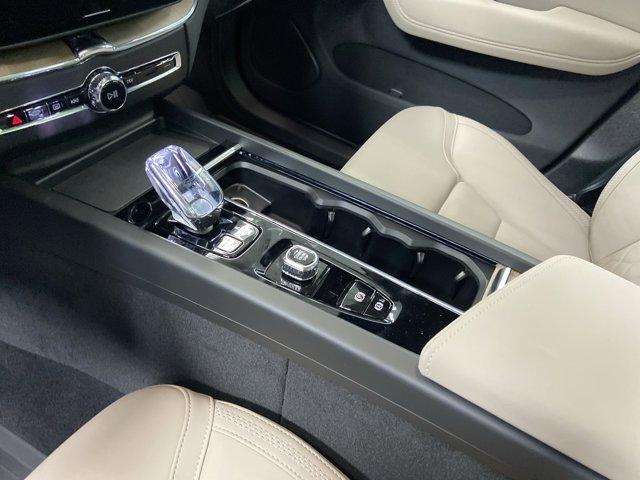 new 2026 Volvo XC60 car, priced at $57,985